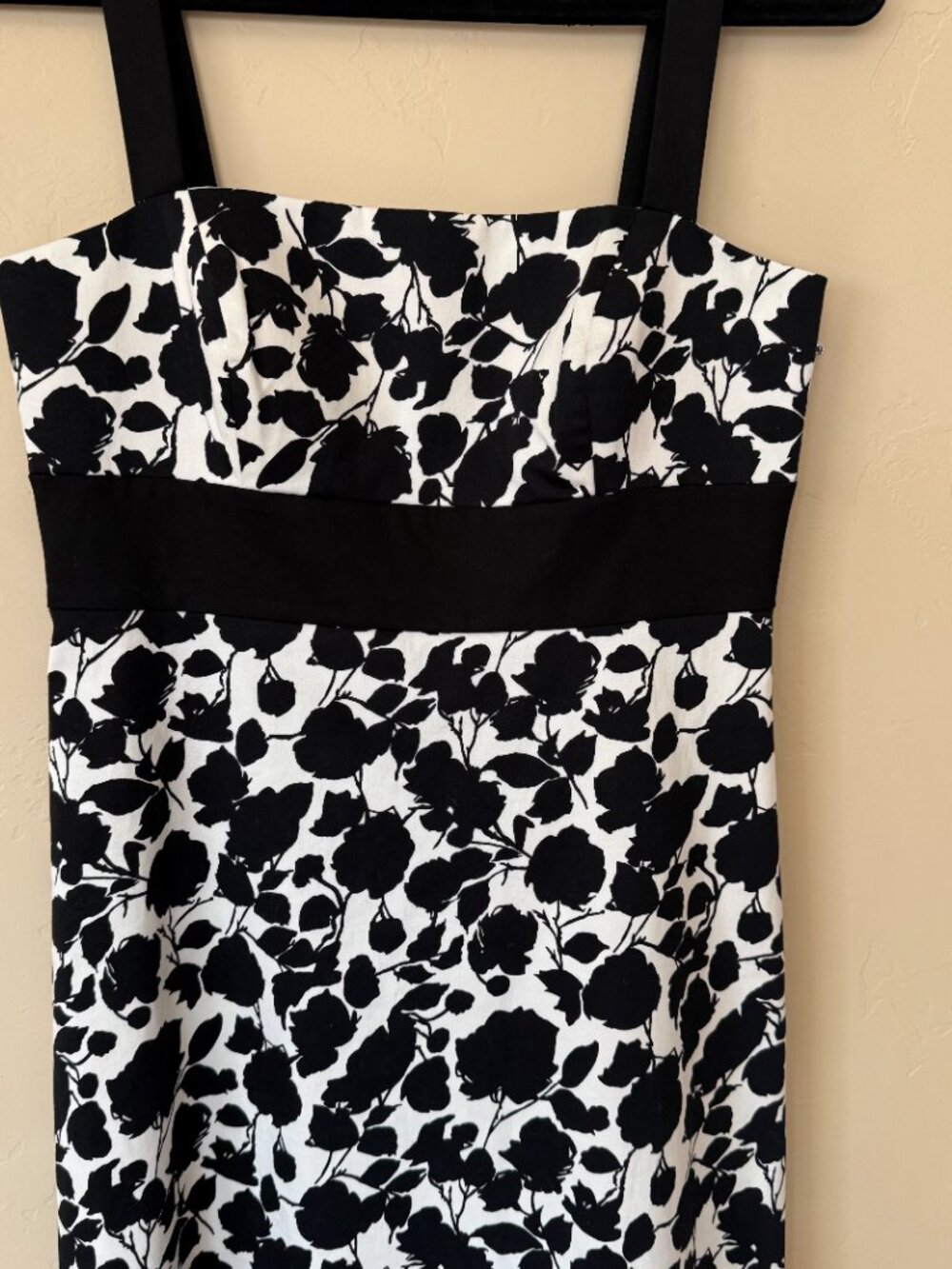 Max & Cleo Black White Floral Mini Dress Fit Flare Chic Minimalist A-Line - Picture 8 of 8